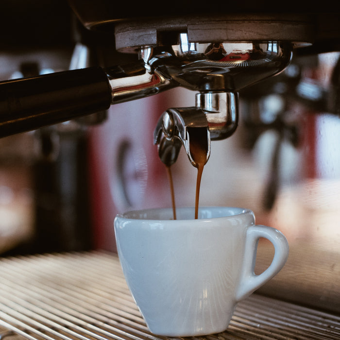 Cómo elegir una cafetera industrial